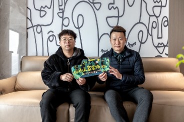 招商·樾望现代简约客厅实景