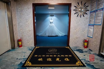万达云顶轻奢智能酒店现代简约效果图