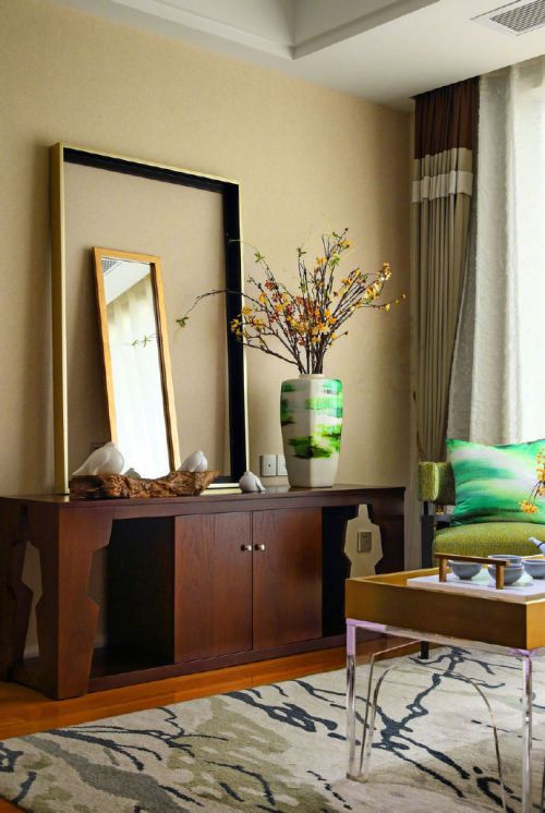 新中式样板房，以翡翠色的艳与润，烘托空间的品质与高雅